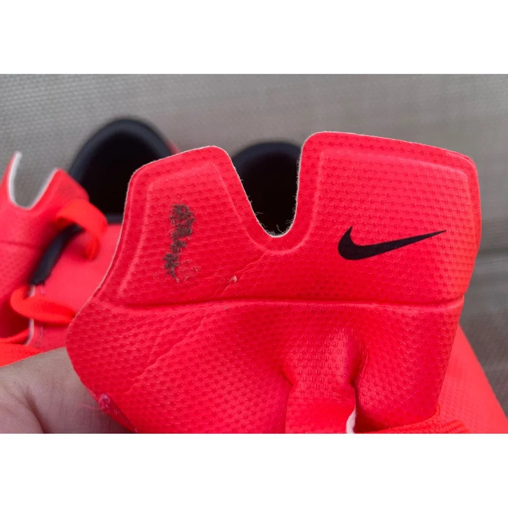 Nike Mercurial Victory Soccer Shoes Youth 5.5Y Bright Crimson Excellent